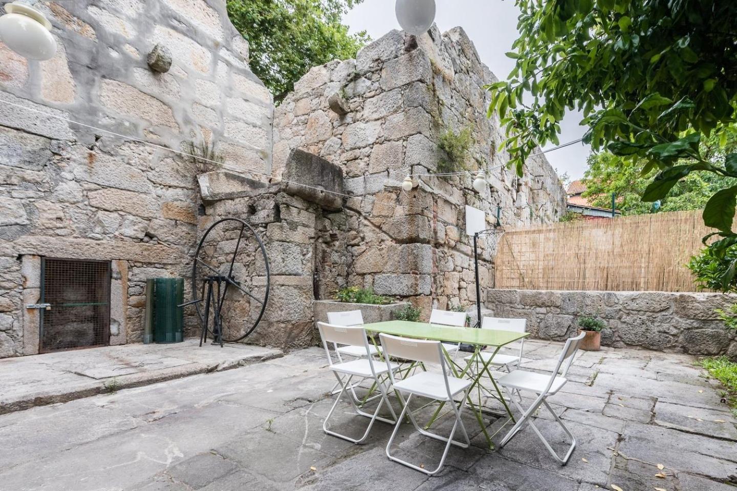Pensión Guestready - Guindais Well House Oporto